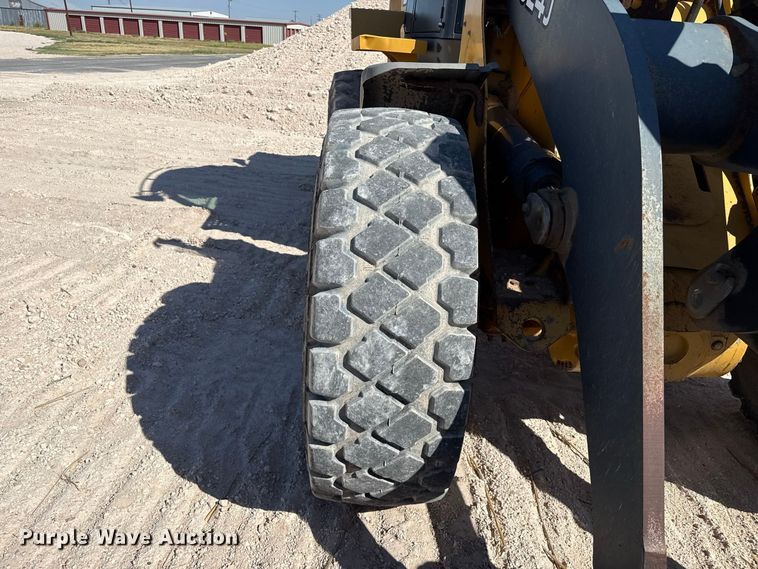 image for item EW4260 2007 John Deere 624J wheel loader