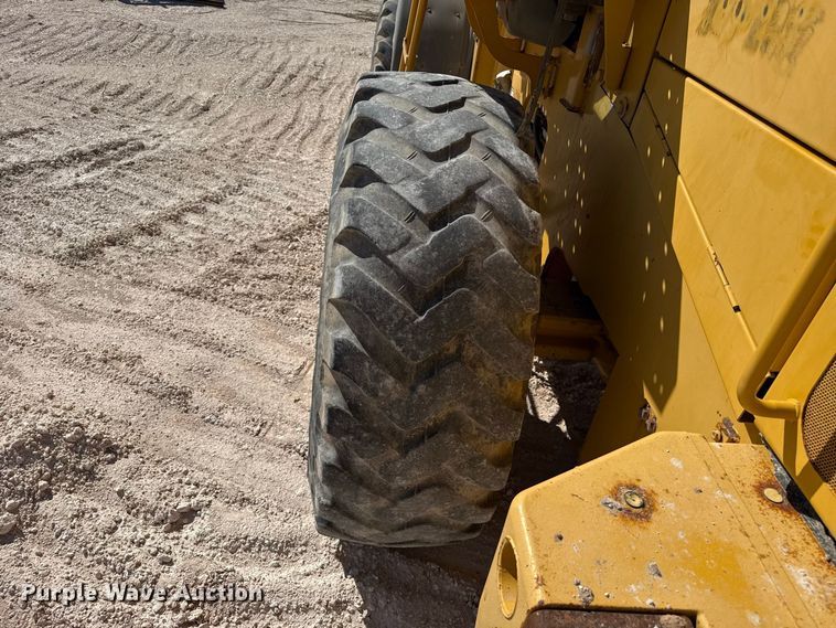 image for item EW4260 2007 John Deere 624J wheel loader