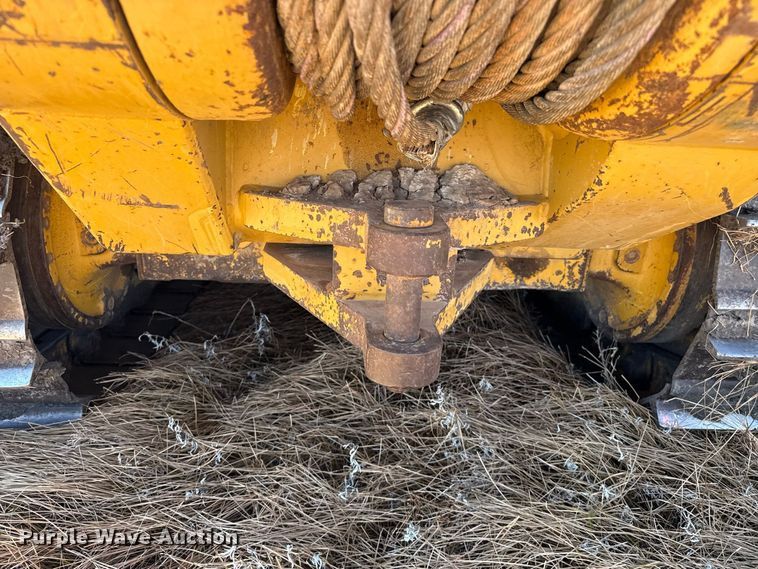 image for item EW4262 2005 John Deere 850J dozer