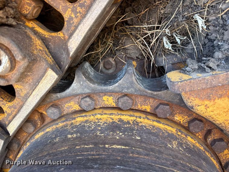 image for item EW4262 2005 John Deere 850J dozer