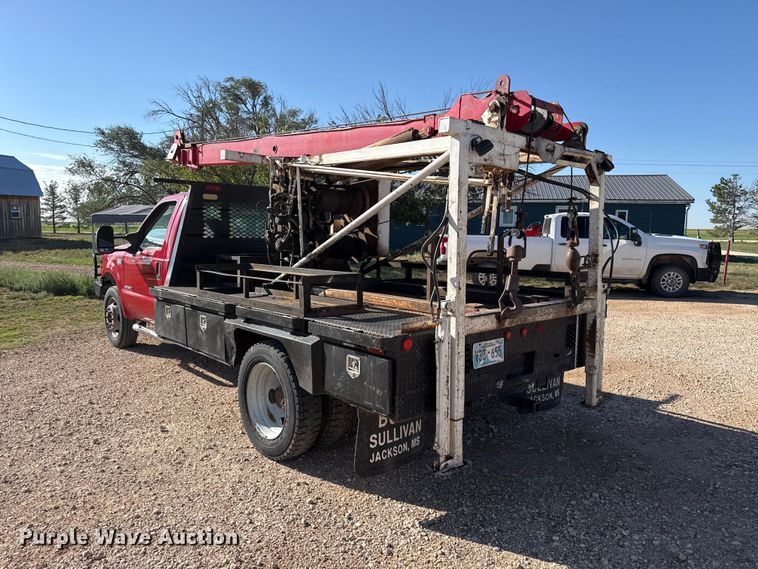 image for item EW4277 1999 Ford F550 well service truck