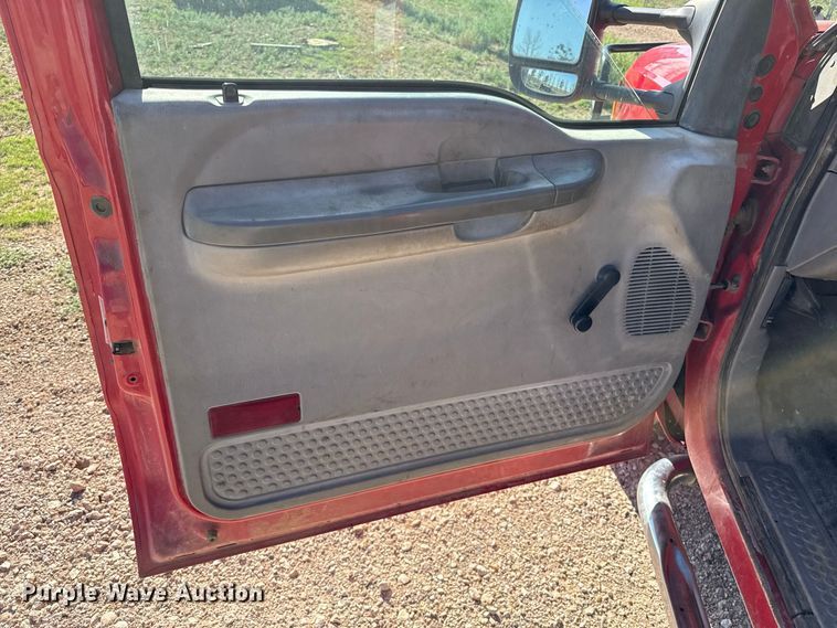 image for item EW4277 1999 Ford F550 well service truck