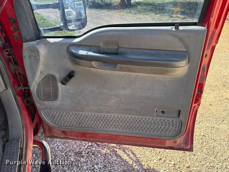 image for item EW4277 1999 Ford F550 well service truck