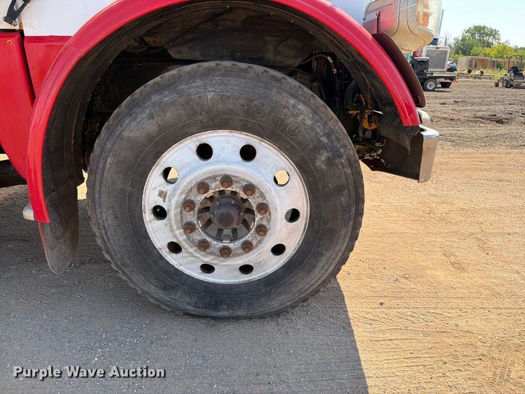 image for item EW8749 2011 Peterbilt 388 dump truck