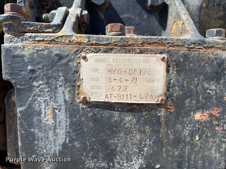 image for item EW8812 1991 International 4900 vacuum truck