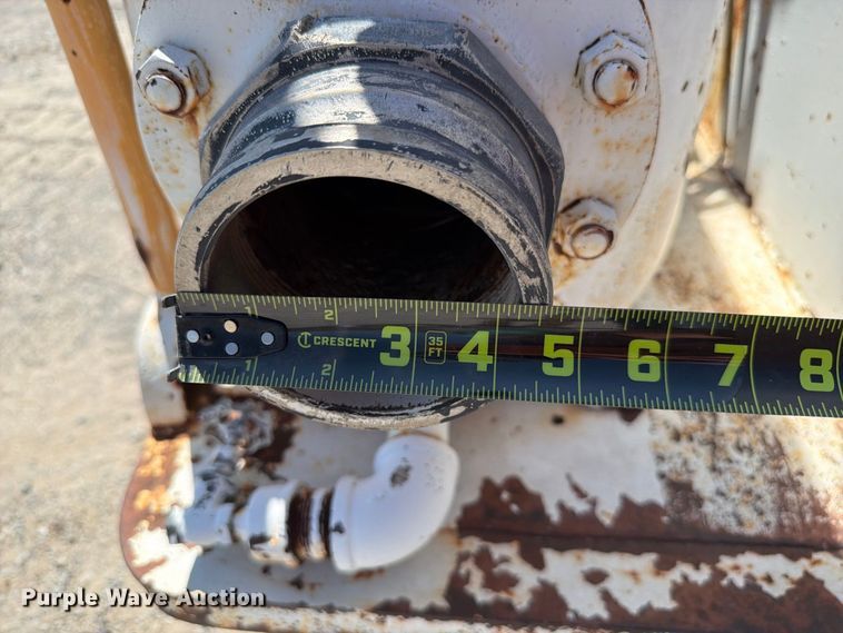 image for item EW8812 1991 International 4900 vacuum truck