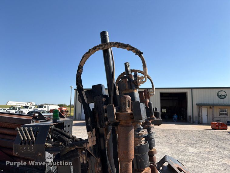 image for item EW8817 2012 Ditch Witch JT4020 Mach1 directional boring unit