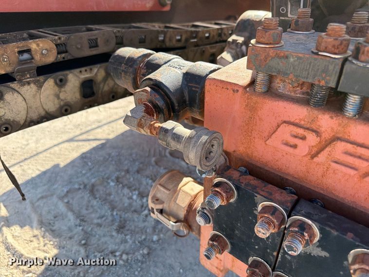 image for item EW8817 2012 Ditch Witch JT4020 Mach1 directional boring unit