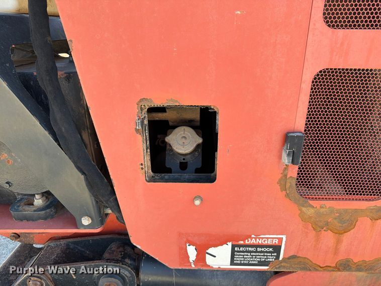 image for item EW8817 2012 Ditch Witch JT4020 Mach1 directional boring unit