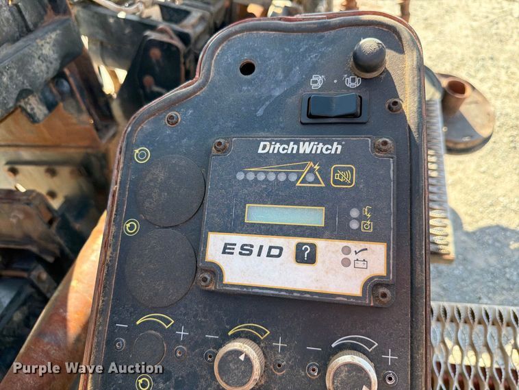 image for item EW8817 2012 Ditch Witch JT4020 Mach1 directional boring unit