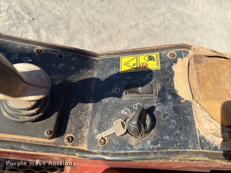 image for item EW8817 2012 Ditch Witch JT4020 Mach1 directional boring unit