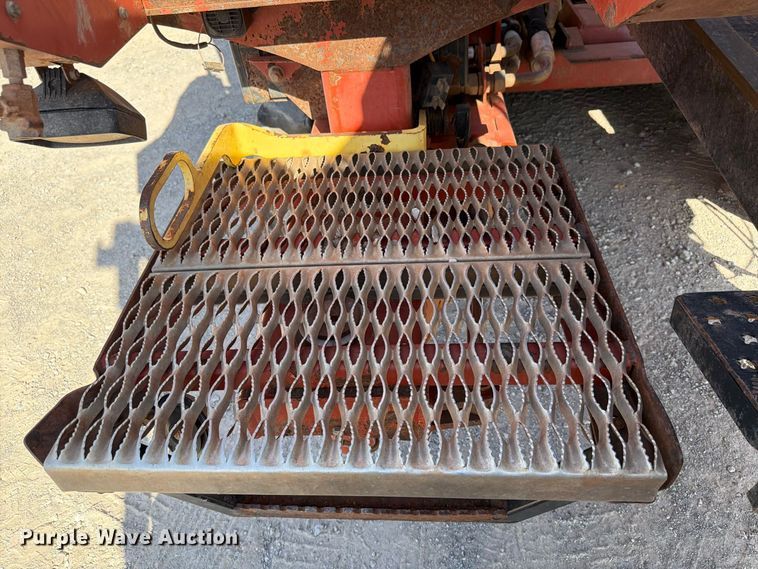 image for item EW8817 2012 Ditch Witch JT4020 Mach1 directional boring unit
