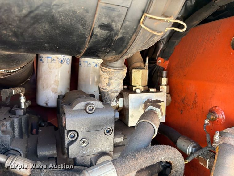 image for item EW8817 2012 Ditch Witch JT4020 Mach1 directional boring unit