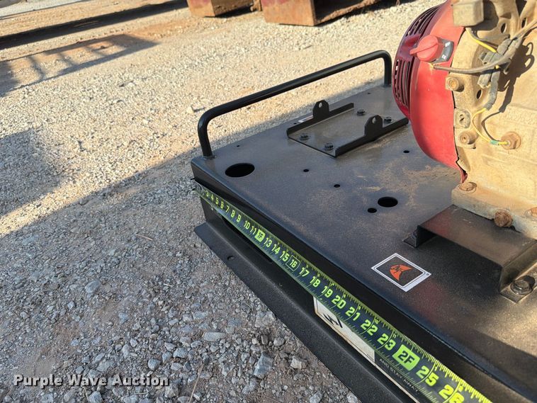 image for item EW8819 Ditch Witch MM9 mud mixing pump with poly tanks