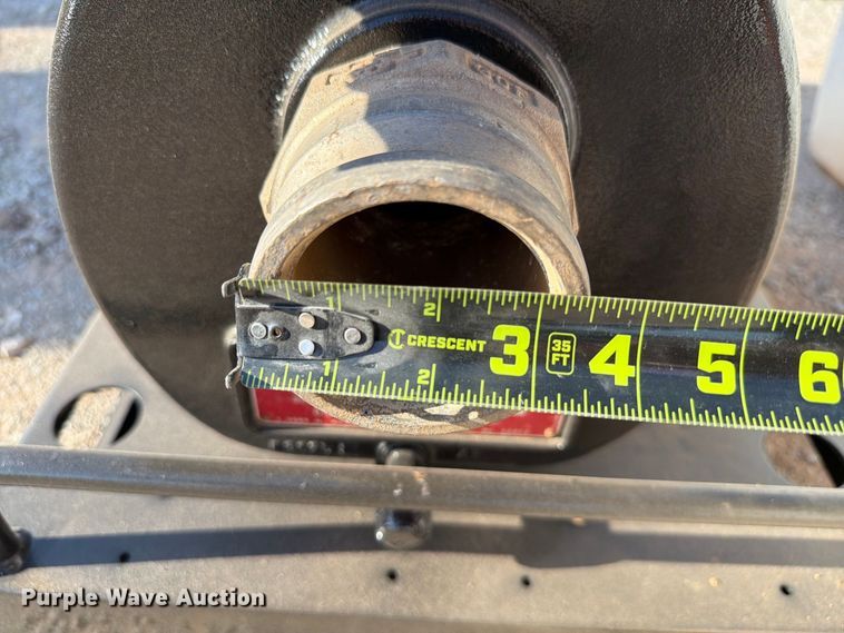 image for item EW8819 Ditch Witch MM9 mud mixing pump with poly tanks