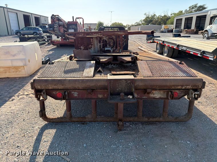 image for item EW8820 Winch truck bed