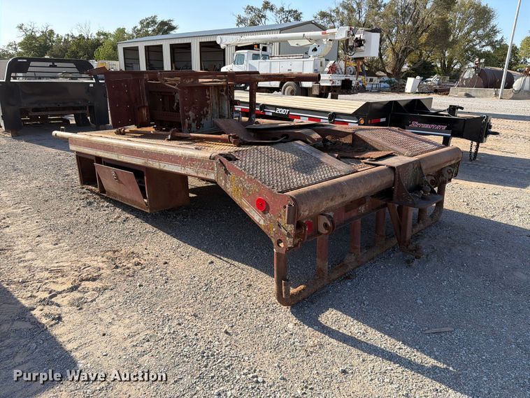 image for item EW8820 Winch truck bed