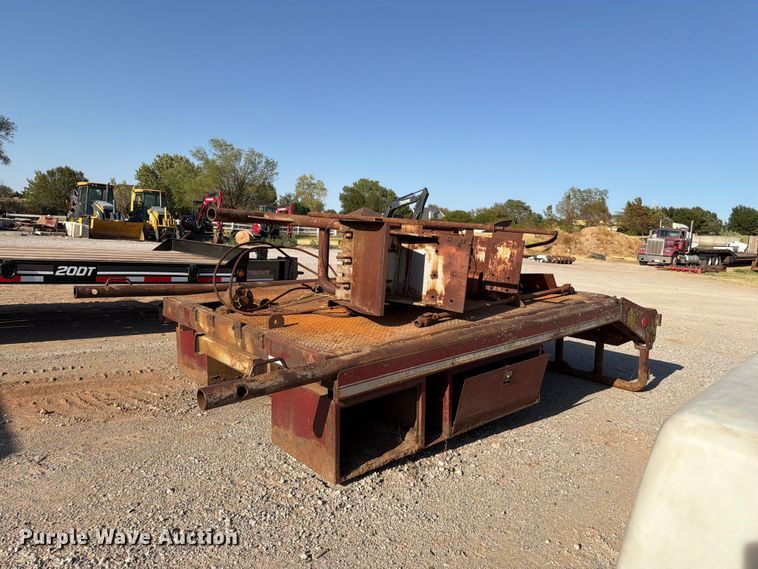 image for item EW8820 Winch truck bed
