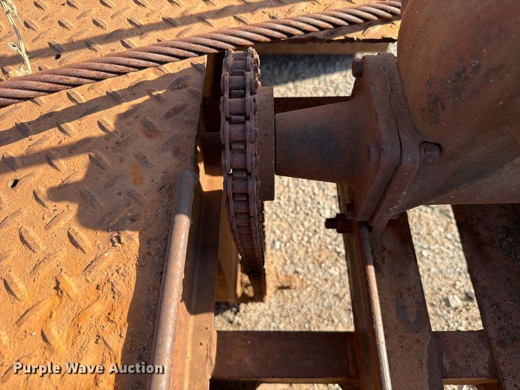 image for item EW8820 Winch truck bed