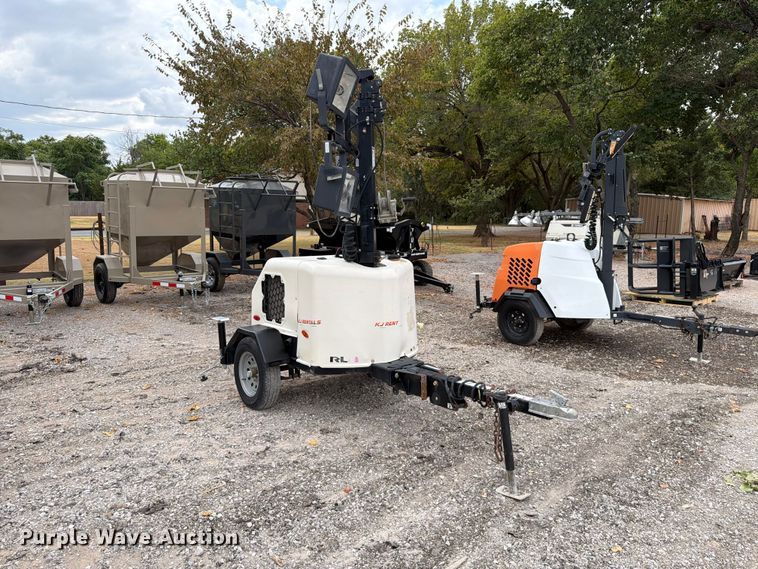 image for item EW8876 2017 TEREX RL4 light plant