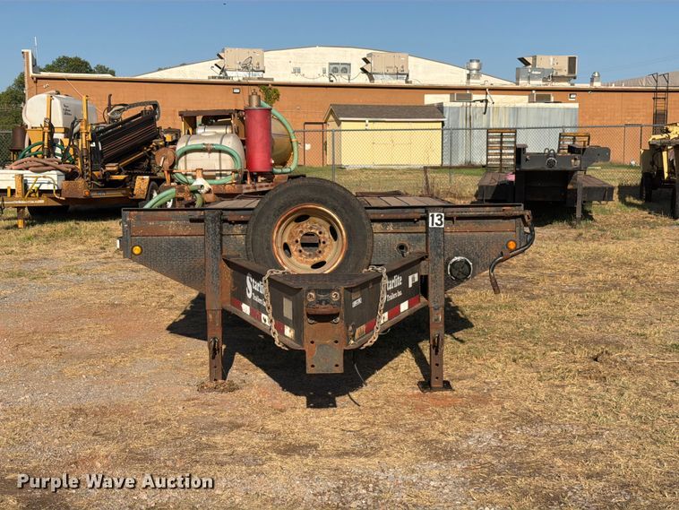 image for item EW8886 2009 Starlite equipment trailer