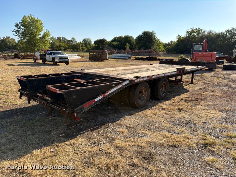 image for item EW8886 2009 Starlite equipment trailer
