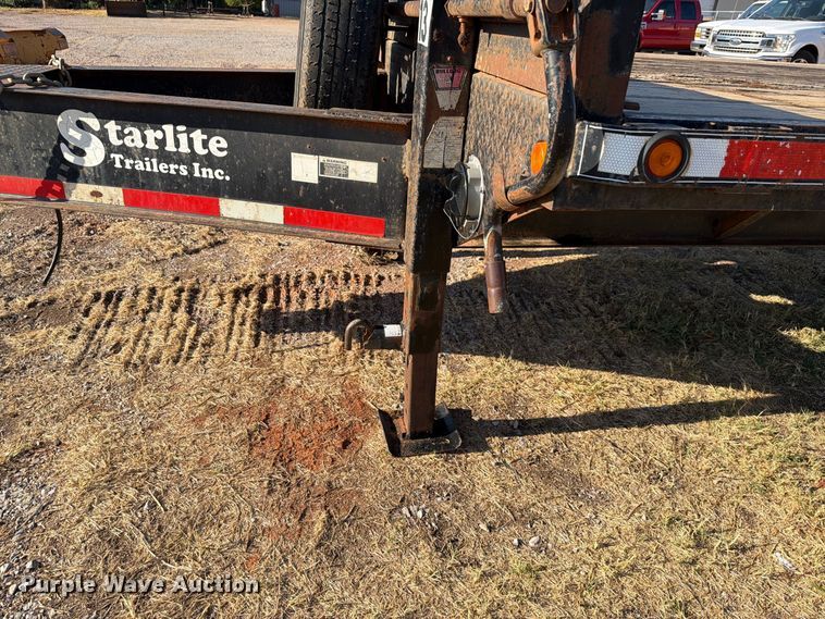image for item EW8886 2009 Starlite equipment trailer