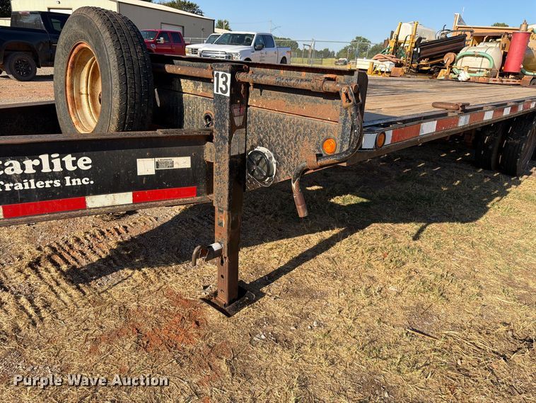 image for item EW8886 2009 Starlite equipment trailer