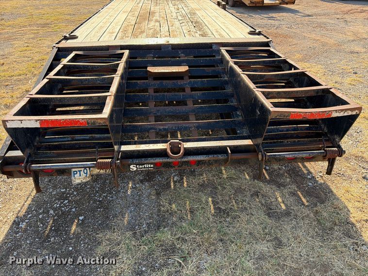image for item EW8886 2009 Starlite equipment trailer