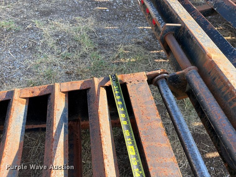 image for item EW8886 2009 Starlite equipment trailer