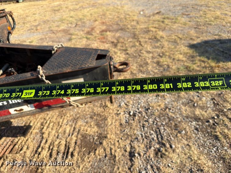 image for item EW8886 2009 Starlite equipment trailer