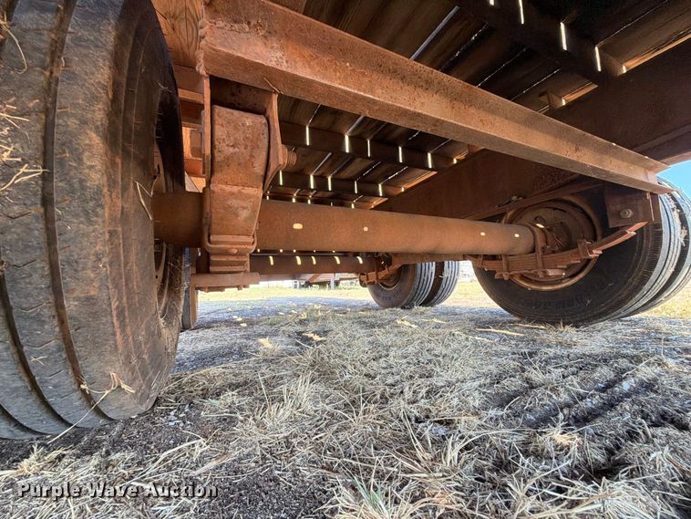 image for item EW8886 2009 Starlite equipment trailer