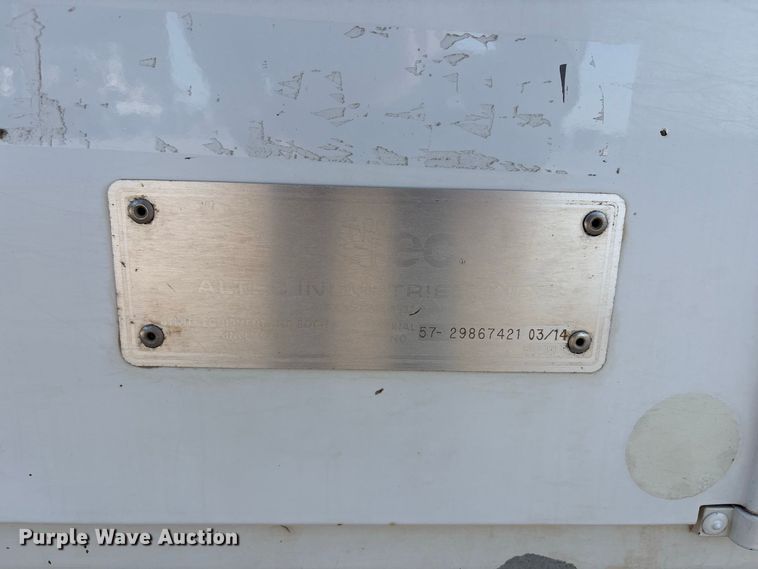 image for item EX0032 2014 RAM 5500 Crew Cab bucket truck