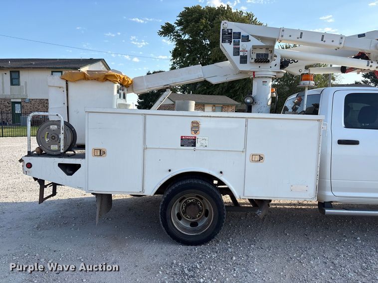 image for item EX0032 2014 RAM 5500 Crew Cab bucket truck