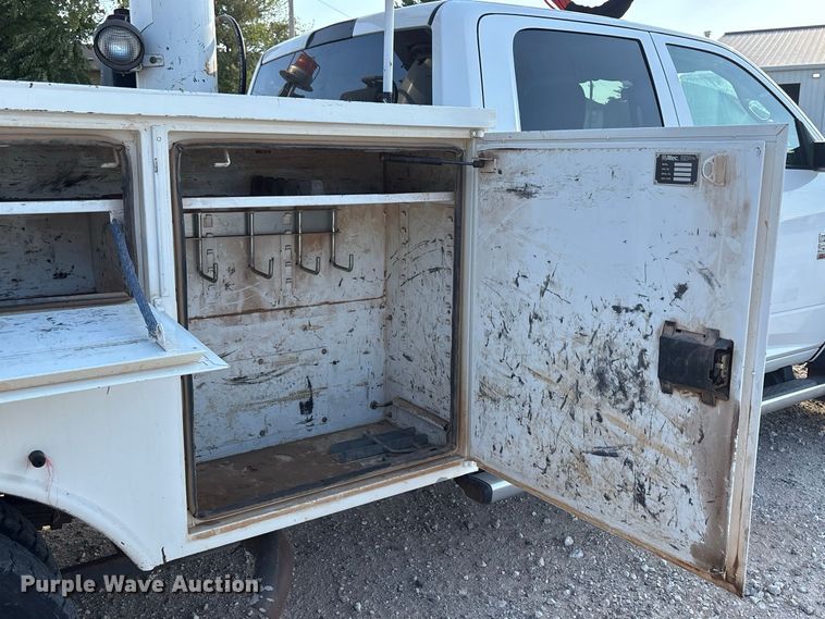 image for item EX0032 2014 RAM 5500 Crew Cab bucket truck