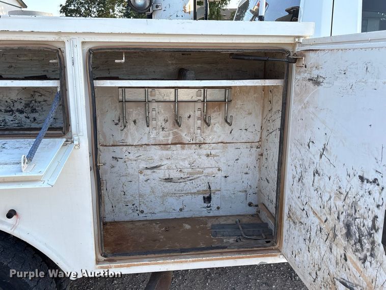 image for item EX0032 2014 RAM 5500 Crew Cab bucket truck