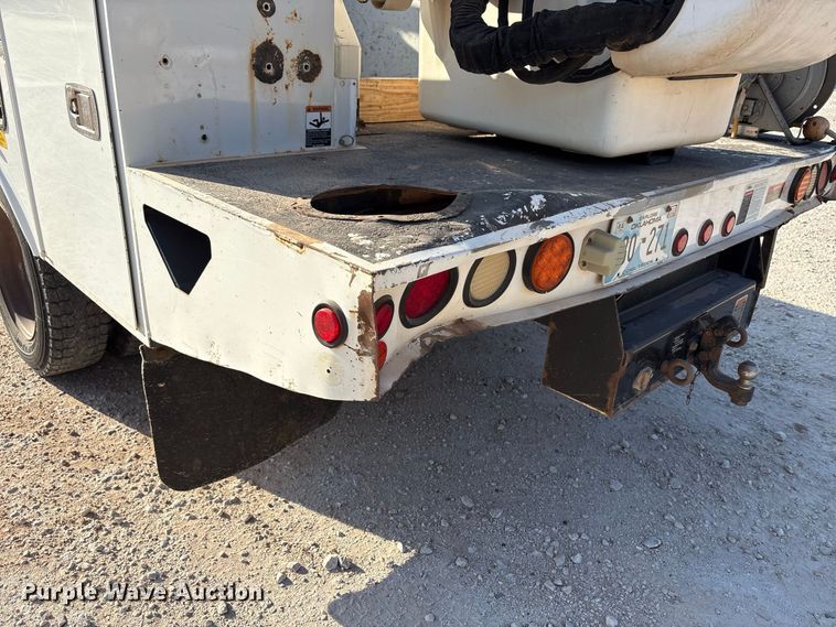image for item EX0032 2014 RAM 5500 Crew Cab bucket truck