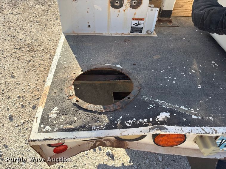 image for item EX0032 2014 RAM 5500 Crew Cab bucket truck