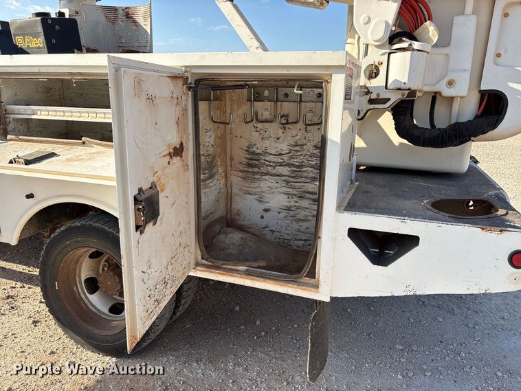 image for item EX0032 2014 RAM 5500 Crew Cab bucket truck