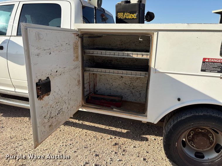 image for item EX0032 2014 RAM 5500 Crew Cab bucket truck