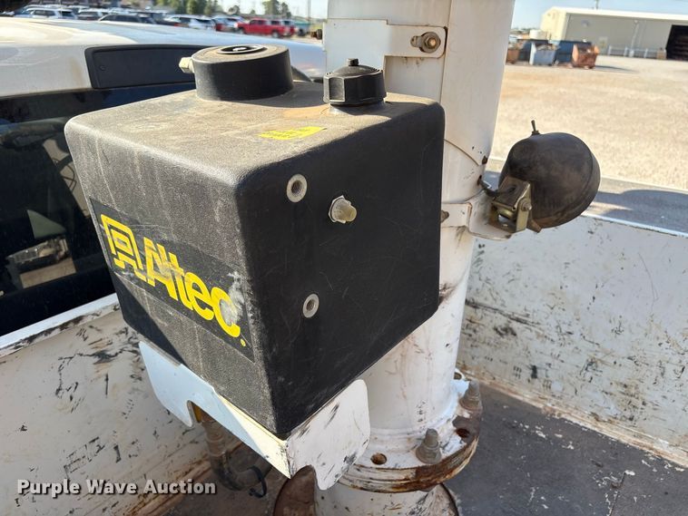 image for item EX0032 2014 RAM 5500 Crew Cab bucket truck
