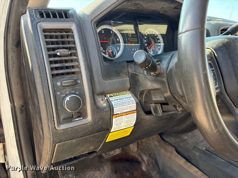 image for item EX0032 2014 RAM 5500 Crew Cab bucket truck