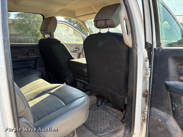 image for item EX0032 2014 RAM 5500 Crew Cab bucket truck