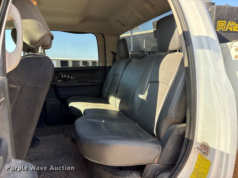 image for item EX0032 2014 RAM 5500 Crew Cab bucket truck