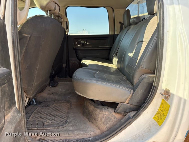 image for item EX0032 2014 RAM 5500 Crew Cab bucket truck