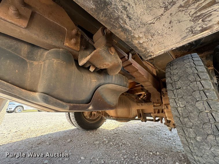 image for item EX0032 2014 RAM 5500 Crew Cab bucket truck