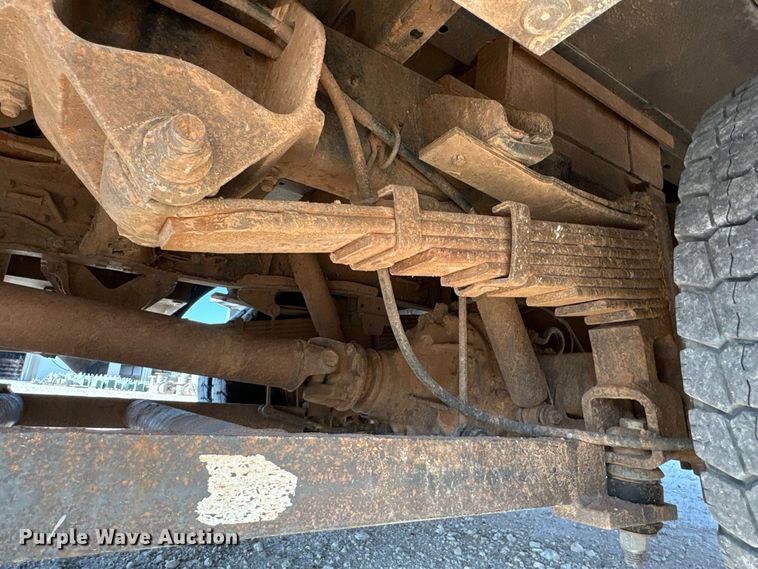 image for item EX0032 2014 RAM 5500 Crew Cab bucket truck