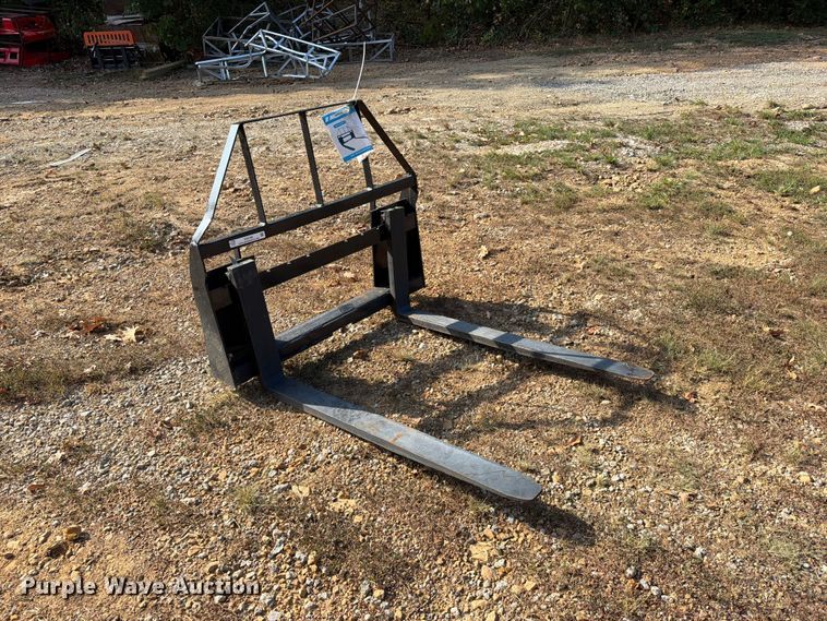 image for item EX2700 AGT SAII100 skid steer forks