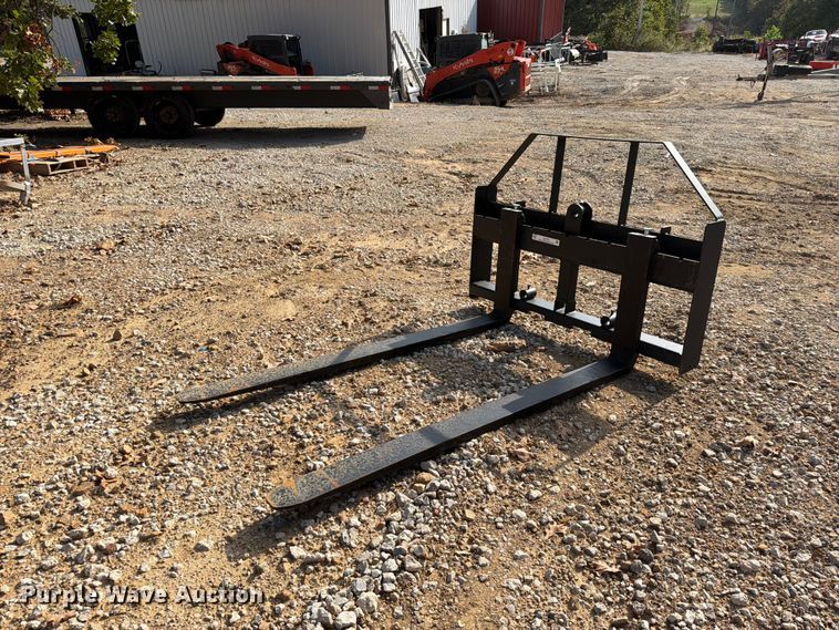 Pabreak skid steer forks