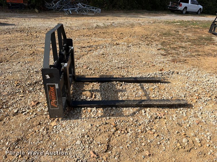 image for item EX2701 Pabreak skid steer forks